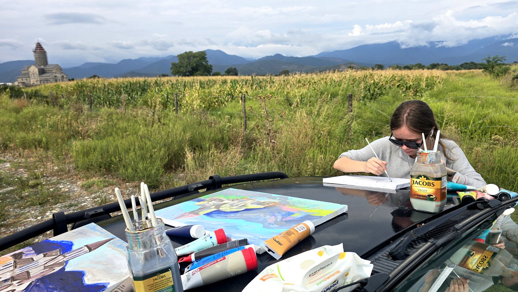 Saskia Buhr painting at Alaverdi